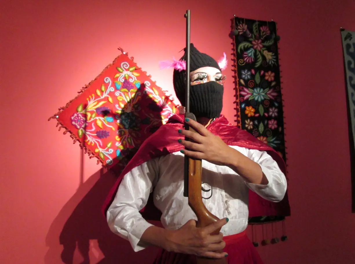 Transversiva Post Andina Revolucionaria. Frau Diamanda